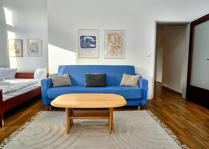 2 Bedrooms & Free Parking * Vienna