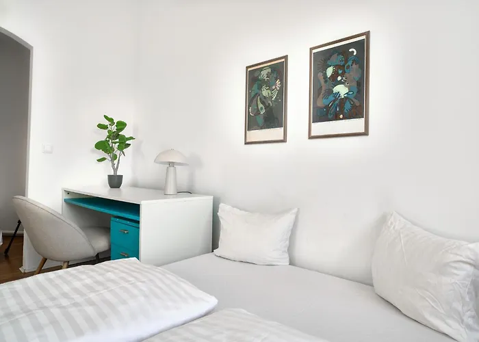 2 Bedrooms & Free Parking Vienna