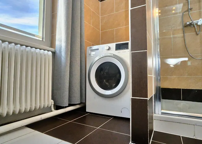 2 Bedrooms & Free Parking Apartment Vienna